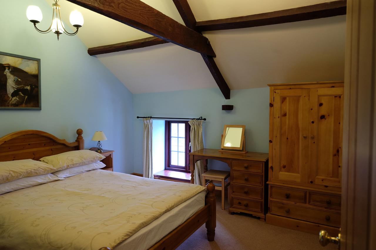 Bed and Breakfast Brynderwen Llangorse Exteriér fotografie